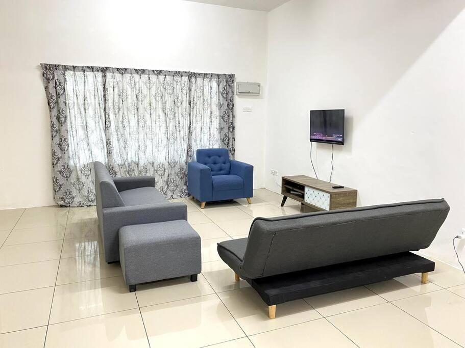 Azzalea Homes 2 @ Taman Golden Hills คาเมรอนไฮแลนด์ ภายนอก รูปภาพ