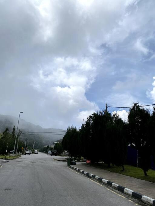 Azzalea Homes 2 @ Taman Golden Hills คาเมรอนไฮแลนด์ ภายนอก รูปภาพ