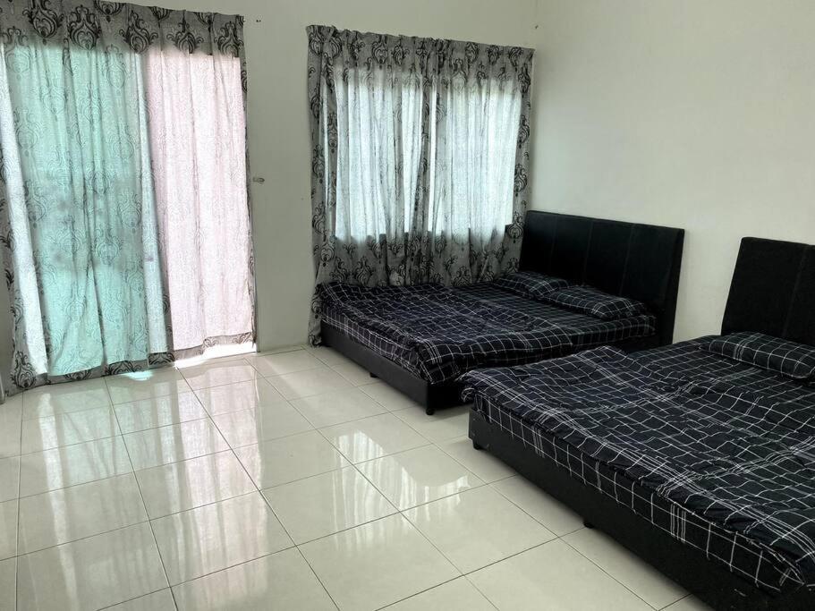 Azzalea Homes 2 @ Taman Golden Hills คาเมรอนไฮแลนด์ ภายนอก รูปภาพ